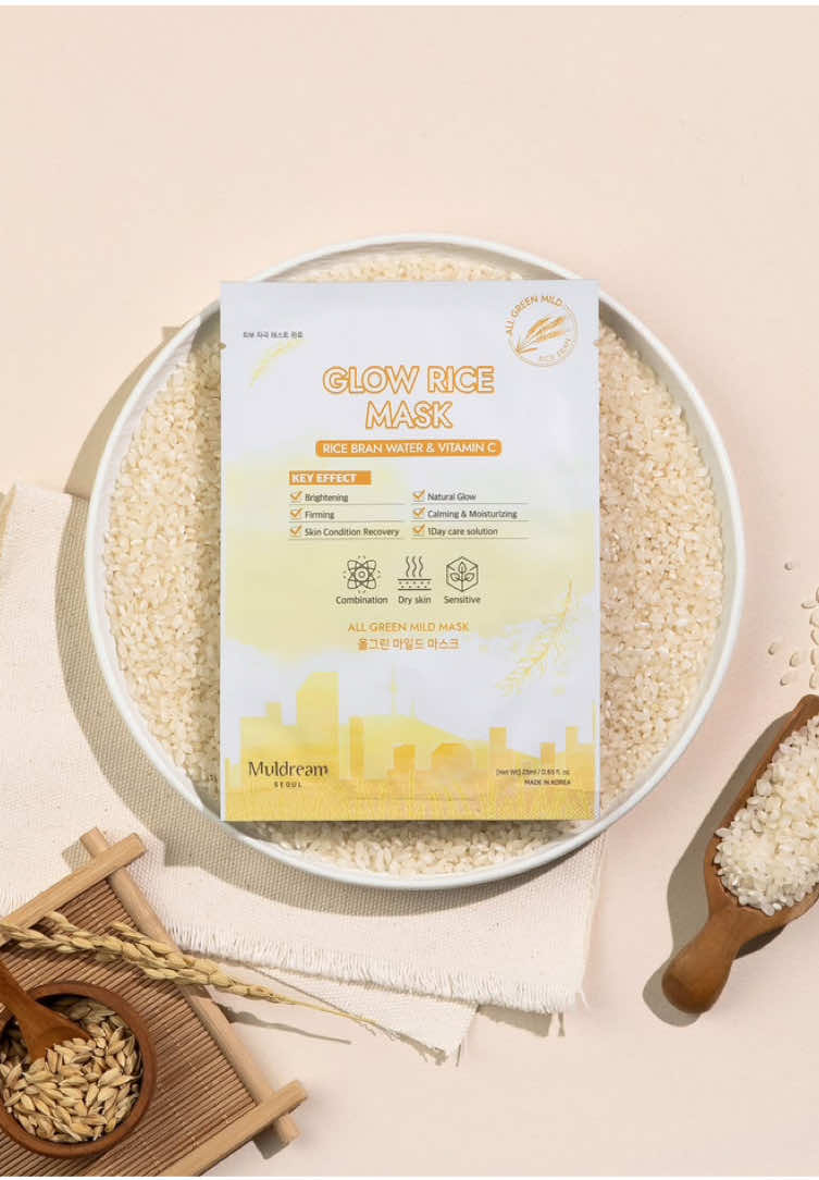Mascarilla aclarante de salvado de arroz 🌾 un clásico del skincare coreano 🇰🇷 que ilumina, suaviza y nutre la piel en minutos. Perfecta para devolverle ese glow natural que tu rostro necesita😍✨ 💆‍♀️ Tu momento de SPA en casa con @muldream.official 🩷 Encuéntranos en: 📍QUITO- Quicentro Shopping 📍QUITO- Quicentro Sur 📍GUAYAQUIL - San Marino Shopping 📍SANTO DOMINGO - ✨MUY PRONTO✨ 📍VALLE -SAN LUIS SHOPPING - ✨MUY PRONTO✨ 📱ONLINE 24/7 en www.lavuucosmetics.com 📱 WhatsApp asesoría personalizada +593 98 876 7058 #kbeautyecuador #MascarillasCoreanas #rutinacoreana #cosmeticacoreana #skincarecoreano 
