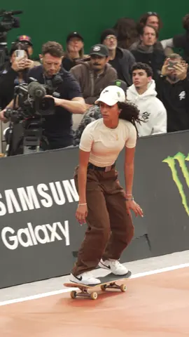 @monsterenergy crew did their thing out in Paris last weekend 😤 B2YB @Monster Energy 