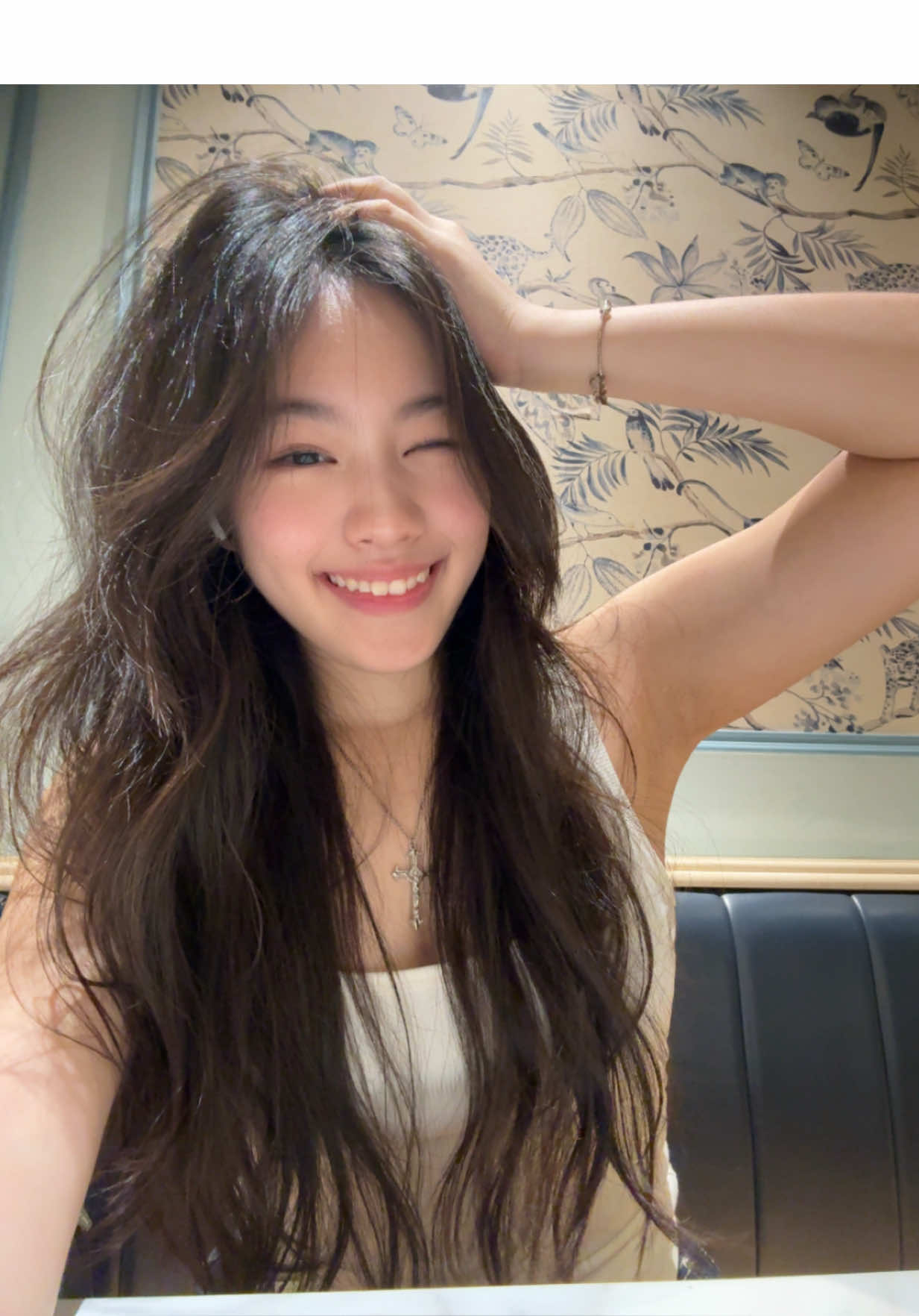 slingshot messed up my hair 💔                                 