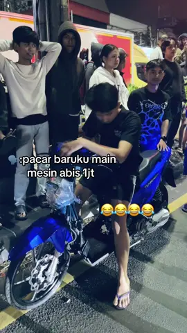 ketawain aja lah.