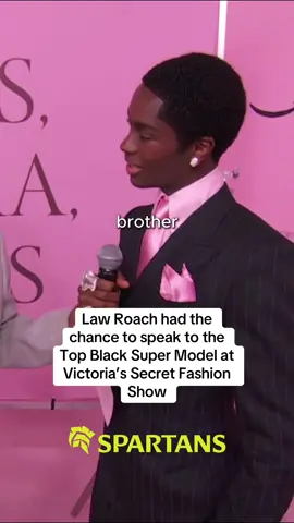 Law Roach had the chance to speak to the Top Black Super Model at Victoria’s Secret Fashion Show #victoriassecretshow #victoriassecret #altonmason 