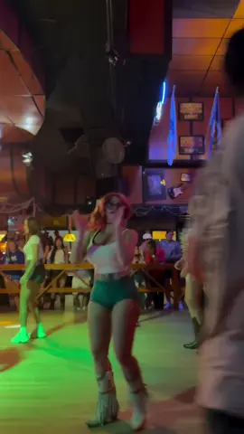 😁 #countrymusic #linedance #fyp #foryou #viral 