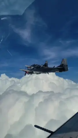 Pesawat TNI AU yg telah membuat para OPM nangis cepirit sampe minta bantuan internasional lo yaa 😩😹🔥 #embraer #emb314 #supertucano #fyp #fypviralシ 