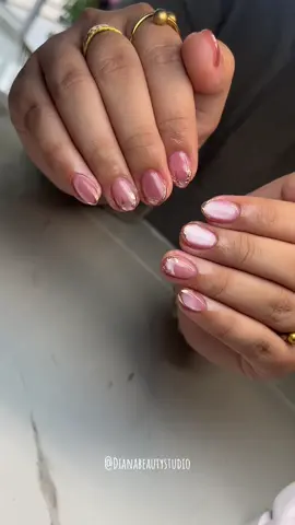 Cakep cakep cakep BANGEEEET pink cat eyenya terlihat mahal😍❤️‍🔥❤️‍🔥#fypシ #nailart #nialsalon 