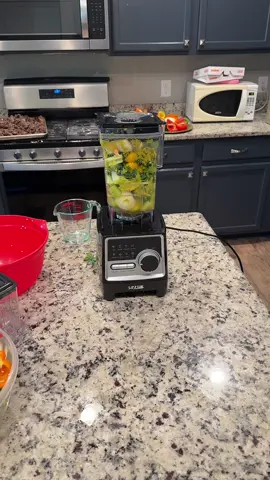 This blender is very sharp and affordable #shopping #blender #kitchenfinds #spztjk #christmasgiftideas 