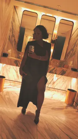 She moves with grace, speaks with intention, and wears elegance like a second skin…..✨🥂🤌🏽 #ClassyLady #ElegantVibes #TimelessBeauty #HTX #SoftFeminineEnergy  