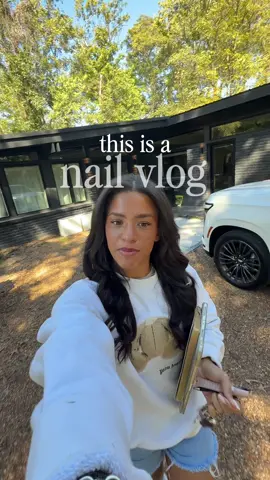This is a reminder to future me that we do not have the patience for nails & toes in the same day 🤗  #nailvlog #Vlog #nails #spendthedaywithme #nailinspo 