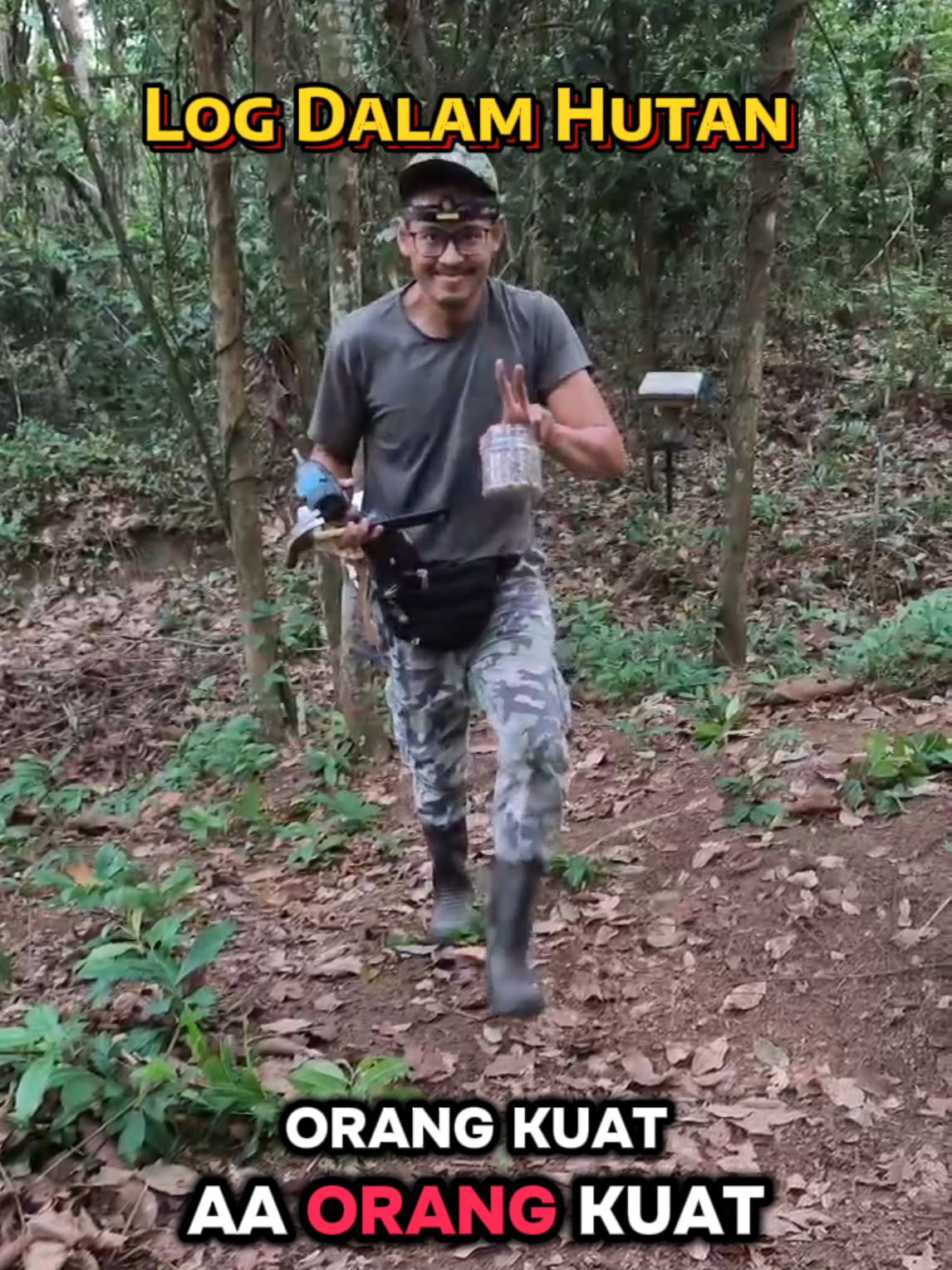 30 log di kawasan kedua di kem Tentera Udara Sendayan. Pemasangan bermula seawal 6:30 pagi bagi mengelakkan stress pada kelulut. #KursusMaduIqra #TUDMSendayan 