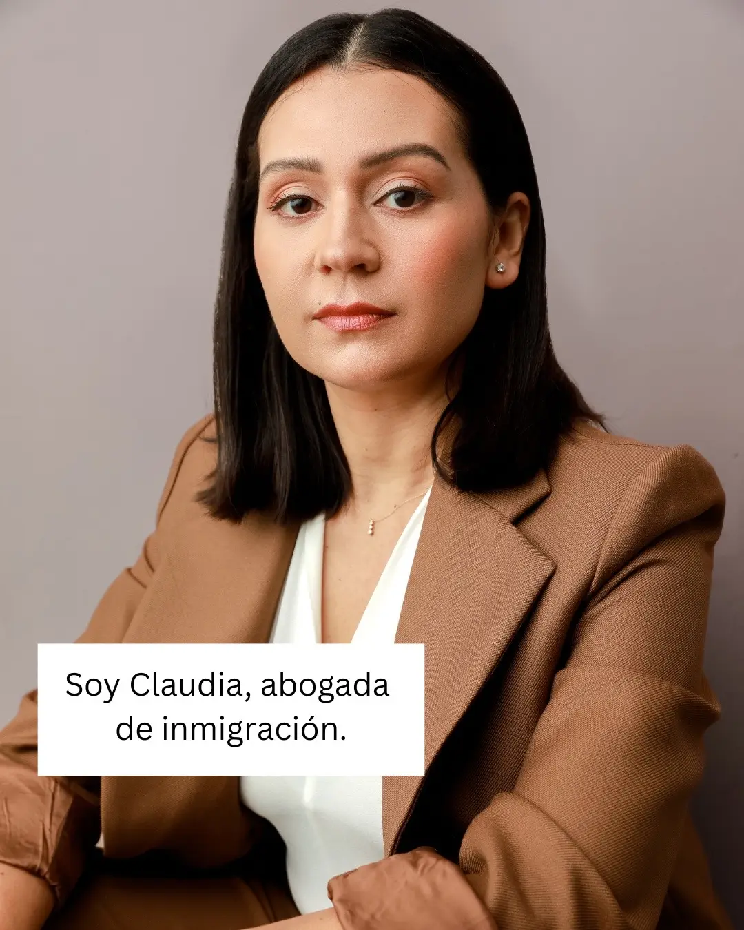 I wear many titles: Immigration lawyer, Chicana, mom, bilingual advocate. But at the heart of it all, I’m someone who knows how heavy this journey can feel, because I’ve lived it with my own family.🫶🏼 I grew up watching the sacrifices, the uncertainty, and the hope that somehow, things would get better. Those memories are what fuel me today.🤎 That’s why I show up every single day, not just to file forms or argue cases, but to give families peace of mind, to make sure they feel seen, and to remind them they don’t have to carry this weight alone.✨ Because for me, this isn’t just work, it’s personal. It’s about protecting futures, creating stability, and opening doors for the generations that follow. __________ Llevo muchos títulos—abogada de inmigración, chicana, mamá, defensora bilingüe. Pero en el fondo, soy alguien que entiende lo difícil que puede sentirse este camino, porque lo he vivido con mi propia familia. Crecí viendo los sacrificios, la incertidumbre y la esperanza de que, de alguna manera, las cosas mejorarían. Esos recuerdos son lo que me impulsan hoy. Por eso me presento cada día, no solo para llenar formularios o pelear casos, sino para dar tranquilidad a las familias, para asegurarme de que se sientan vistas y para recordarles que no tienen que cargar con este peso solas. Porque para mí, esto no es solo un trabajo, es algo personal. Se trata de proteger futuros, crear estabilidad y abrir puertas para las generaciones que vienen. #immigrantlife #immigrationrights #laimmigrationlawyer #immigrationlawyer #immigrationattorney   
