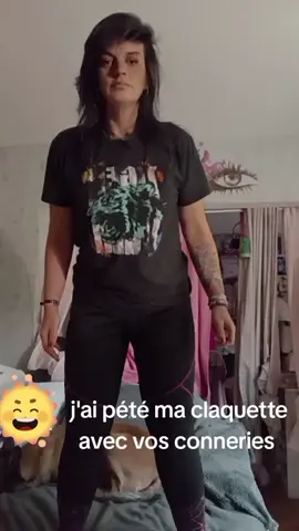 #jpp #delire #folie #vivi #capé 🤣🤣🤣🤣🤣🤣🤣 momment de relâchement bordel mon pied JPP 🤣 de vos conneries 