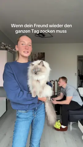 Er hat auch gute Laune 🤦🏼‍♀️😂  #fyp #foryou #fyppp #couple #couplecomdey 