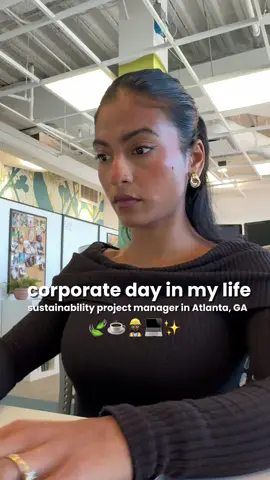 day in the life at the office as a sustainability project manager ✨🍃 #sustainabilityconsultant #consultantdayinlife #corporatelife #sustainabilityjobs #corporatevlog 