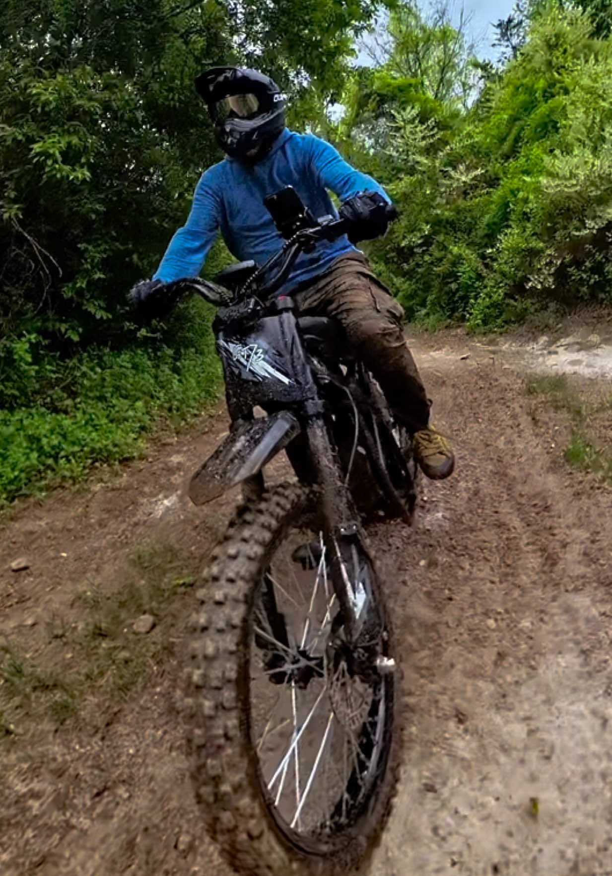 Gt73 pro out for a ride on this ebike. 50mph fast! Wheelies? No problem!  #dirtbike #wheelie #ebike #motorbike #gt73pro 