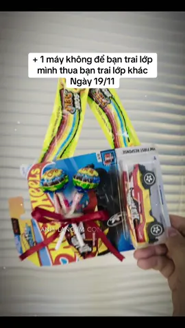 Nhớ nha các cô gái #xh #quatangbantrai #ngayquoctenamgioi 