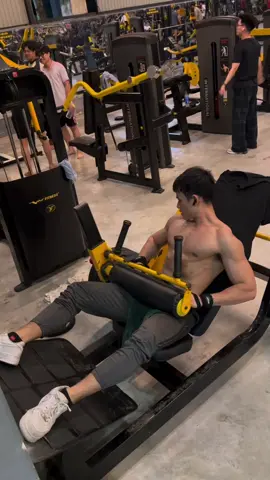 PHÊ CHỮ ÊEEEE KÉO DÀI…100kg TỰ TIN CÂN HAI 😂😝#xh #viral #Love #gym #fyp  