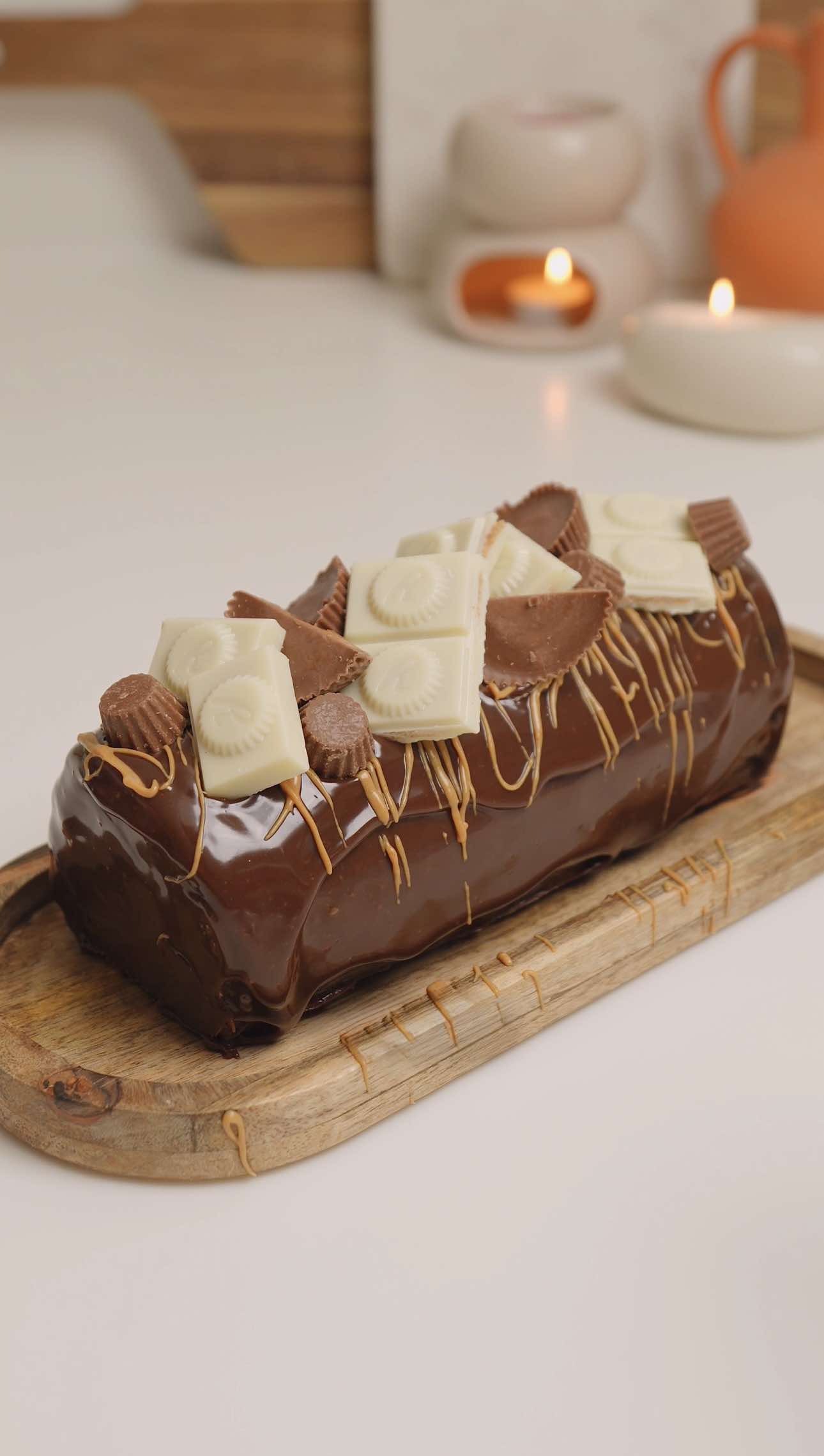 Would you destroy brownies for this? #brownies #reeses #brownie 