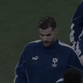 صار حتى بقلبي شيب !                                      #الهلال #foryou #fyp #alhilal #ثيو_هيرنانديز 