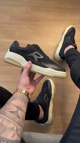 Já garantiu o seu ?  #tiktokshop #tenis #calcados #tendecia2025 