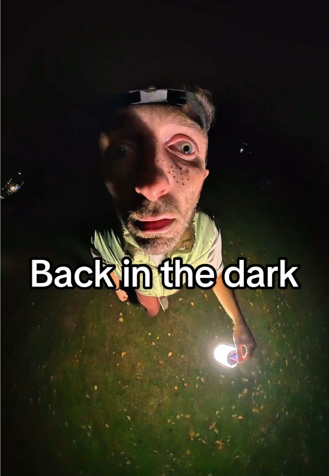 Scared of the dark noooo who me noooo but also yes 