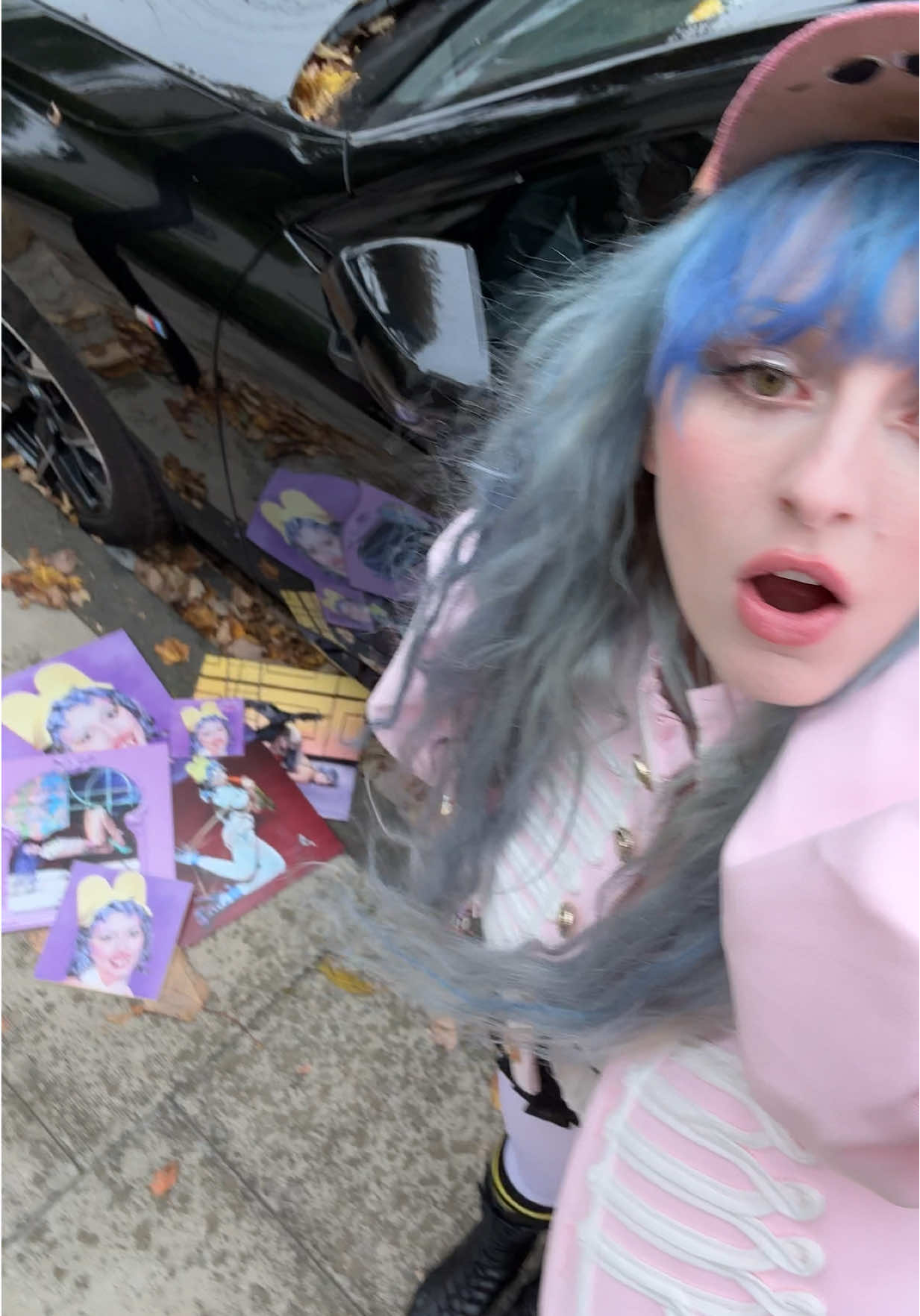 no more room, sorry !!! smoochies the album out at midnight 💋