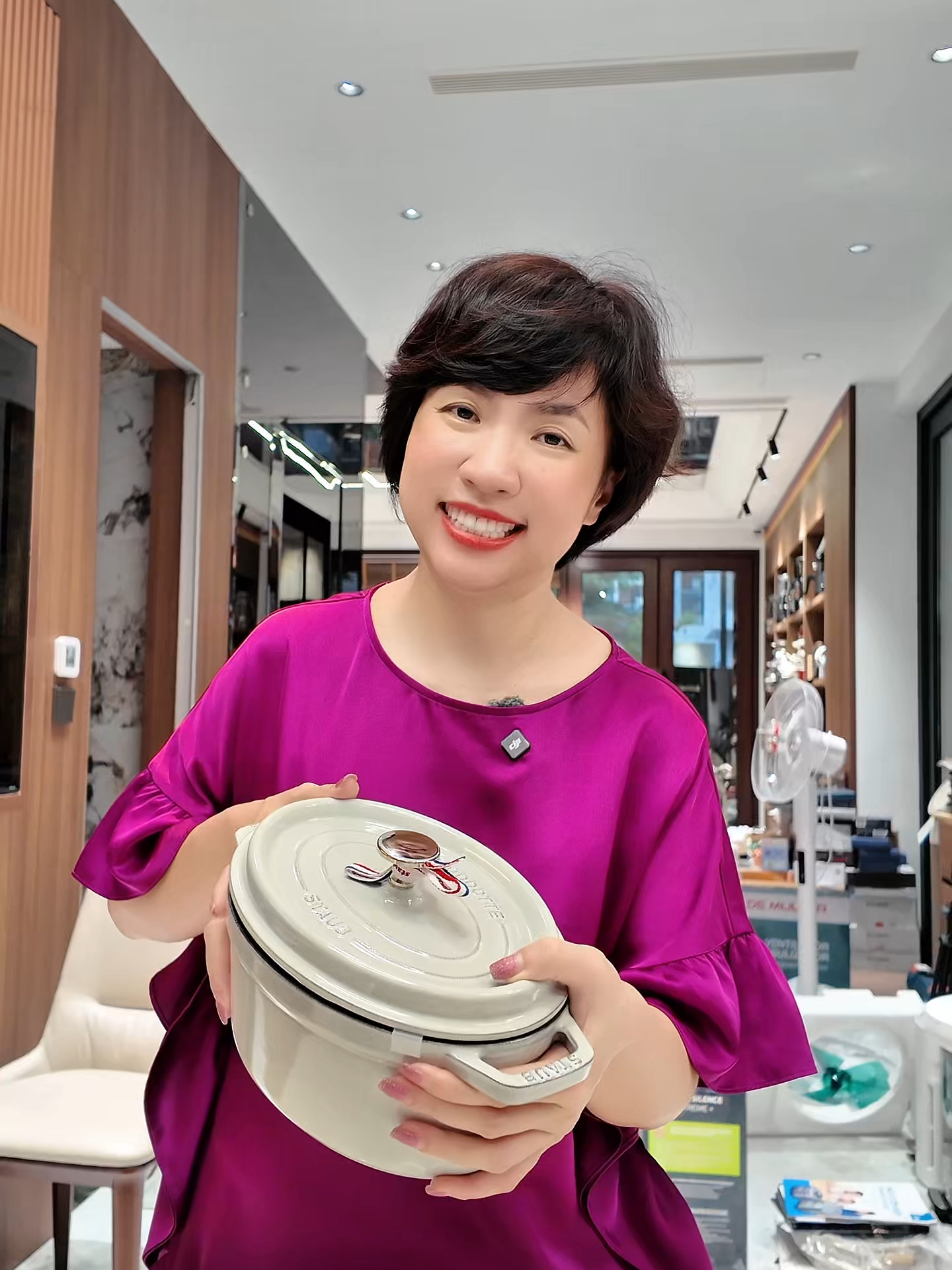 Nồi gang oval Staub màu trắng xám cao cấp#shophangduceurohi #giadungtienich #giadungthongminh #noigang #staub