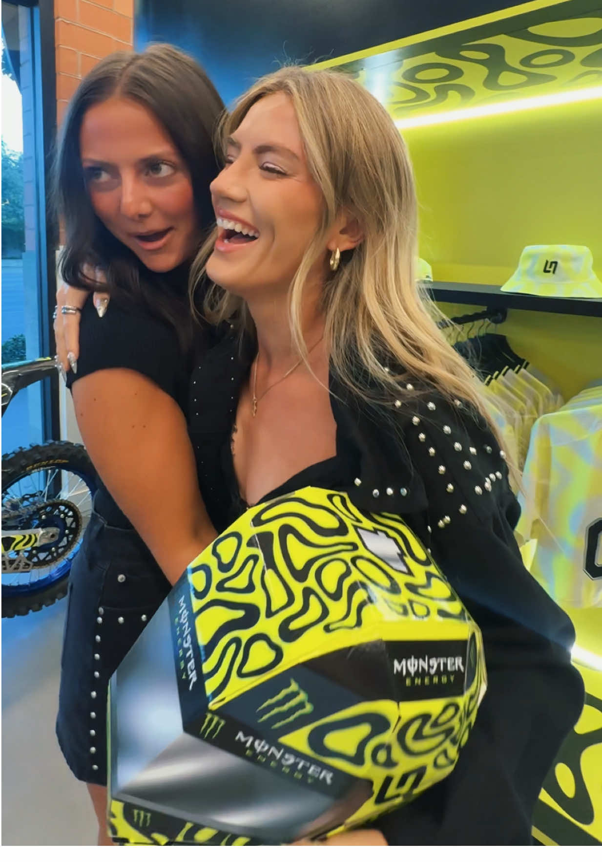 she said yes 💚 #monsterenergypartner @LN⁴ @Monster Energy @noa elizabeth 🏁❤️‍🔥 (@Chris Olsen style)