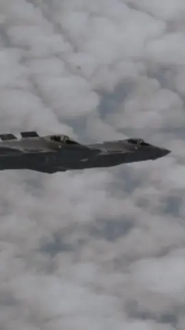 They don’t just fly — they rule the skies 💥🛩️ USAF air superiority 🇺🇸✈️#avgeek #fighterjets #aircraft #usaf #foryou 
