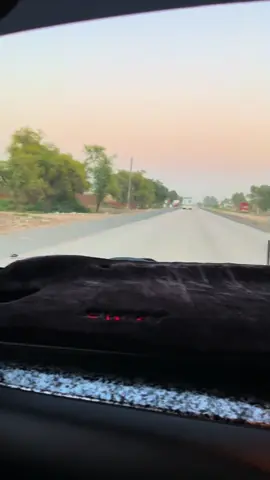 #devillook😈 #whitequeen🤍 @shahidpashi166 @Ch Babar Tariq 