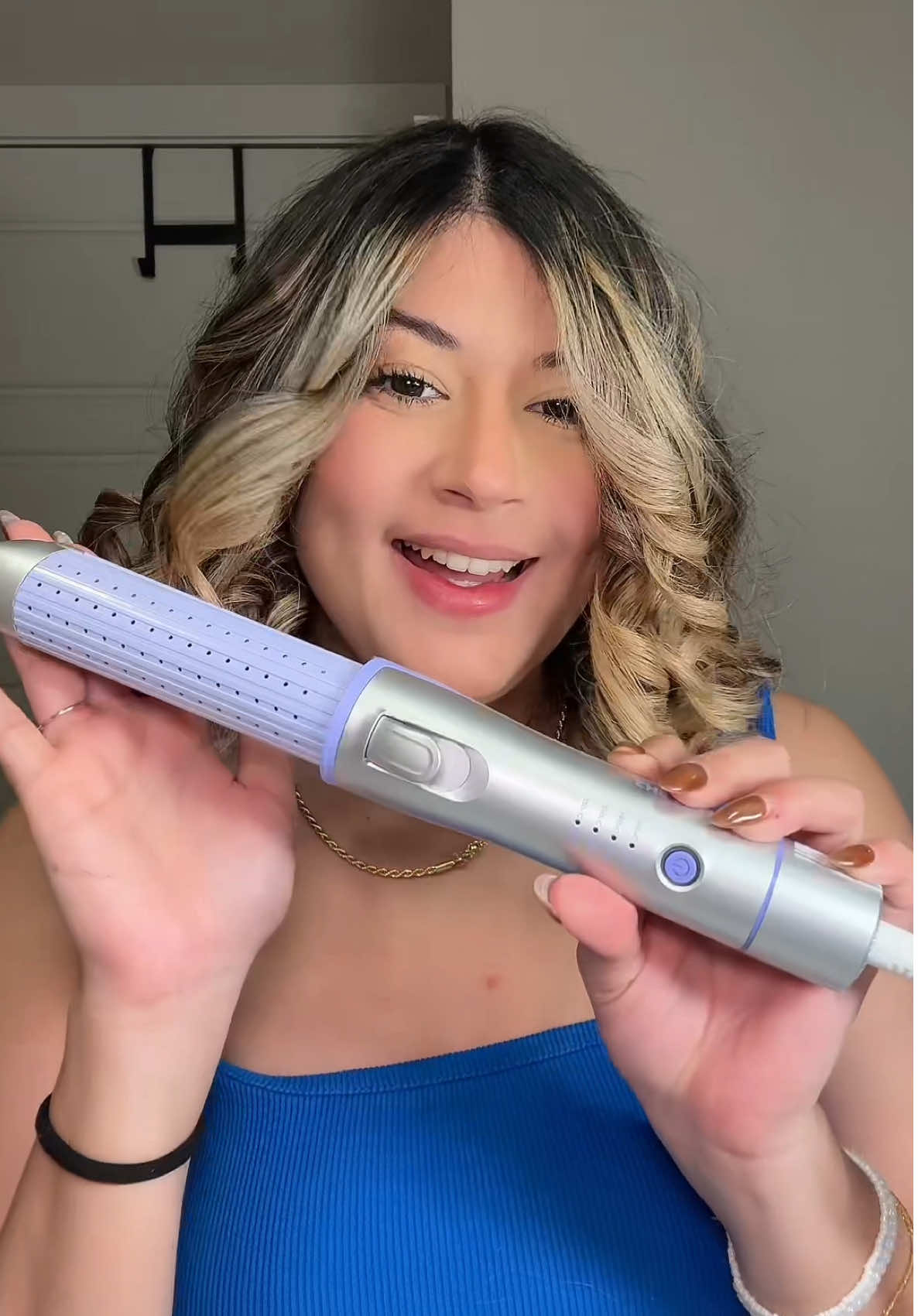 Mi nueva obsesión 🔥 deja el cabello suave, brillante y sin frizz en minutos 😍 @SHEGLAM HAIR US  Se calienta rapidísimo y el resultado parece de salón ✨ #sheglamhair #hairtok #fyp #parati #hairtok 