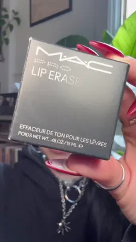 PLUM 3 WAYS 💜 Products used @maccosmetics  Lip Erase in Light Cool Studio Fix pressed powder Lipglazer glossy liner in Nightmoth Sleek Satin Lipstick in Rebel Lipliner in Nightmoth Silky Matte Lipstick in Everybody’s Heroine Lipglass Air in Frozen Lipliner in Chestnut Sleek Satin lipstick in Guessing Game Lipliner in Root for Me! #purple #lipstick #maccosmetics #lipcombo #fyp 