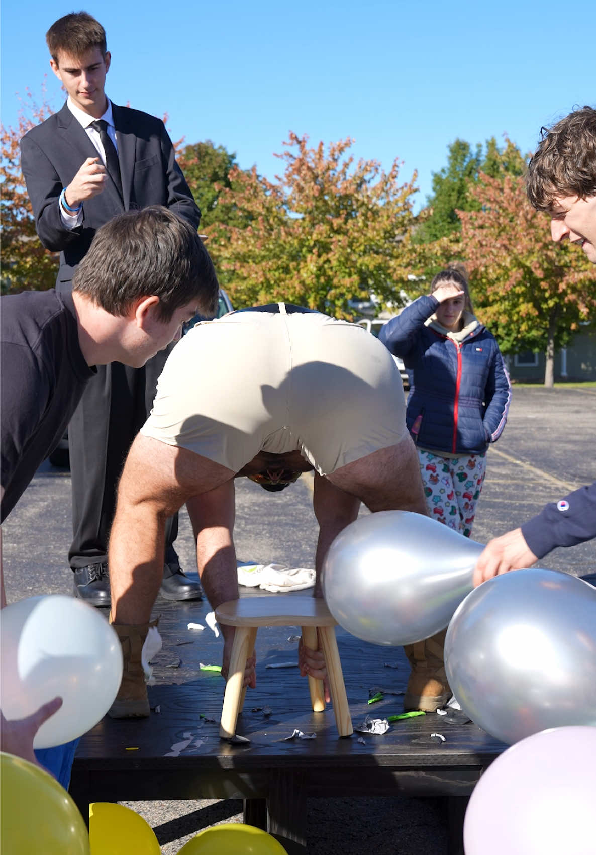 New world record attempt. Over 100 balloons popped in 60 seconds. #balloons #worldrecord #gyat #builtdifferent #challenge 