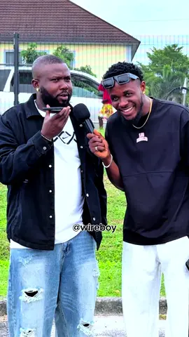 He called his girlfriend for urgent one million and this happened 😳😳😳