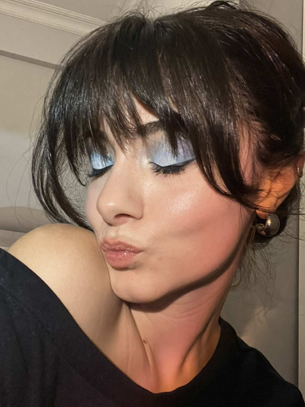 Minimum fiyata maksimum verim🤩 Icy makeuplar yapılsınnnnn 🧊❄️ (reklam değil) #blueeyeshadow #icymakeup #makeuptutorial 