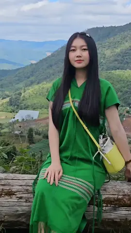 မဂ်လာညချမ်းလေးပါရှင့်🕊️🍃#ပိုးကရင်မလေးပါ❤️🤍💙🇳🇱 