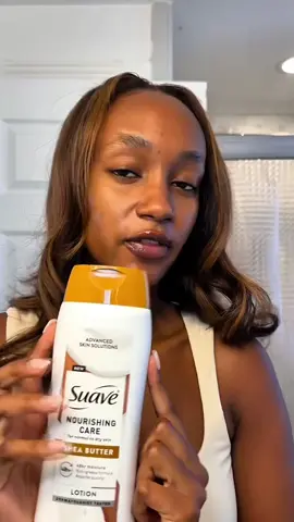 Suave officially sponsored the elbows you forgot to moisturize 👀 @stacythiru is making sure they stay smooth & hydrated with our Nourishing Care Hand & Body Lotion. #Suave #SuaveBodyLotion #BodyCare #Lotion #HandAndBodyLotion #SkinCare #WalmartFinds