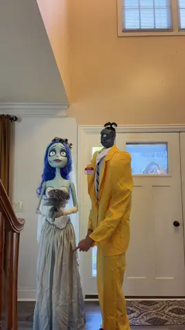 Bob wildn tryna steal Emily #bob #beetlejuice #halloween #corpsebride #fyp 