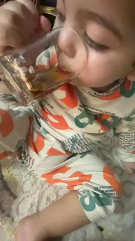 شوشو + شاي 🥺#ملكه #مولاتي 