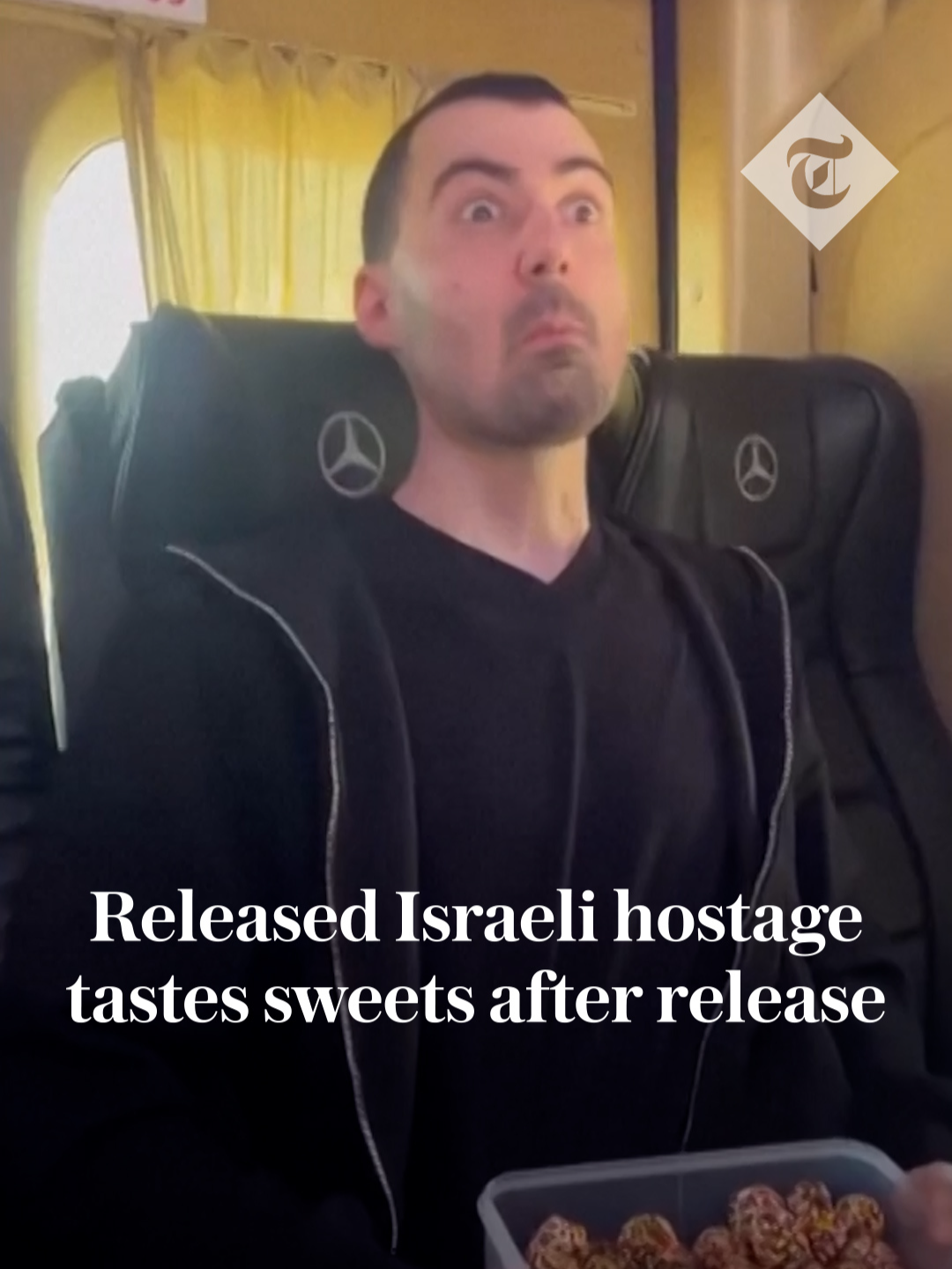 🔴 Israeli hostage tastes his mother's home-made sweets shortly after his release on Monday