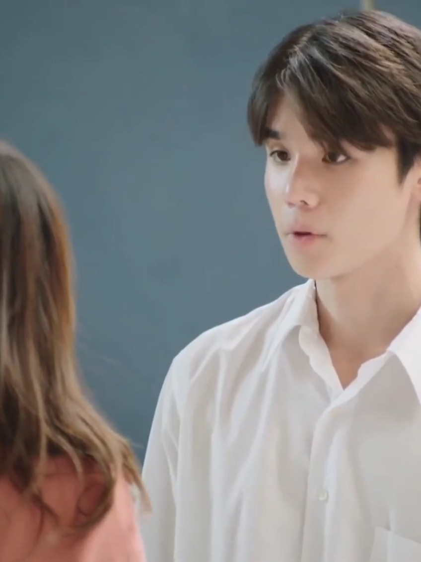 ပင်လယ်လေးနဲ့မတွေ့ခင် ကောင်မလေးတစ်ယောက်ကိုလိုက်ရင်း အောက်ထပ်ရောက်သွားတော့မလိုဖြစ်သွားသေးတာနော် ခွန်မော်တို့က😅🤭💜🥑 @Jimmy_Jitaraphol #jimmyyjp #badbuddy 