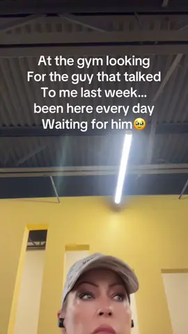 Where you at sir?? #gym #workout if you were at the rec in Wilco Tn last week and spoke to a girl in a Dallas Cowboy shirt… ❤️