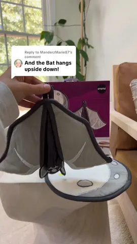 Replying to @ManderzMarie87  it’s adorable 😩 #ovenmitts #halloweencollection #kitchenfinds 