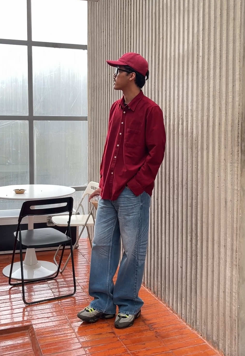 Caffe hopping while wearing “Baggy pants Elekta Blue” from @rockmaker.co 👀☕️✨