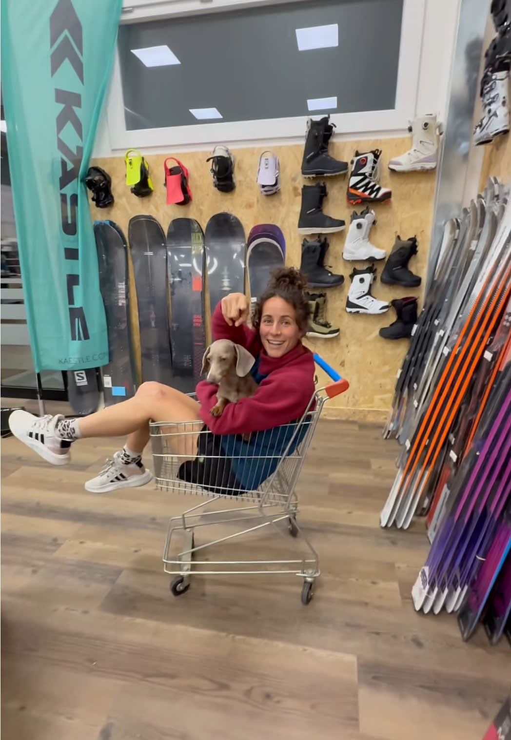 Avete disdetto tutti gli impegni per venire all’aperiTino? Vi aspettiamo sabato 18 ottobre dalle 18:00 🥳 #tinosport #aperitivo #negozionuovo #negoziosci 