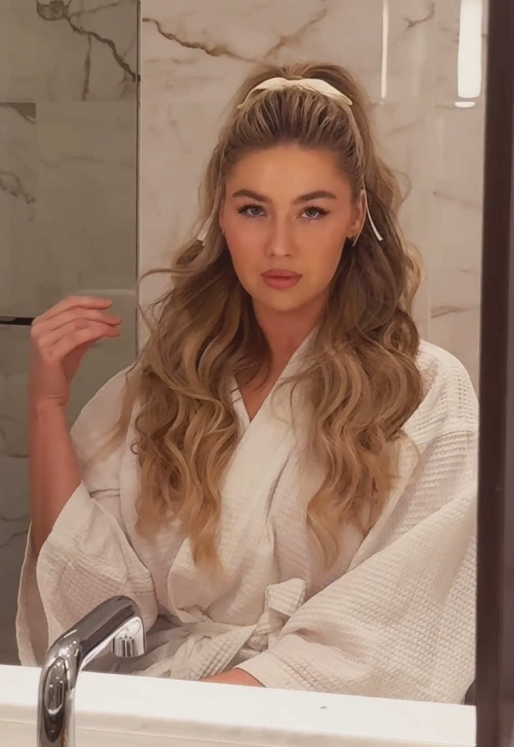 Thank you @Luca for the amazing engagement party hair  🩷 @SHAE Hair on the extensions 🩷  Would 10/10 marry my JM straight out of bed, no makeup but a little glam never hurt anyone 👰🏼‍♀️😌  #weddingtok #engaged #engagement #weddinghair #weddinghairstyle 