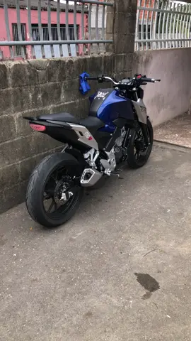 Cb300f 😍💙 . . . . . . . . . . #fyp #moto #mulherdepreso🔓🕊👫💍 #cb300f #viraltiktok 