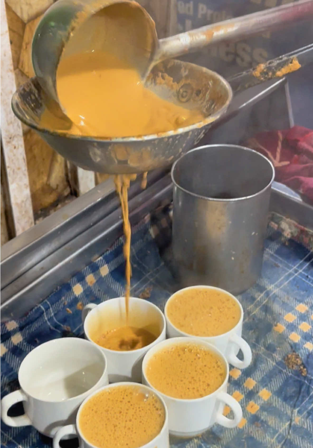 Nothing feels warmer than tea poured the traditional way — a touch of culture in every drop 🍵✨ #ISBGuy #TraditionalVibes #ChaiLovers #CulturalTea #AestheticPour