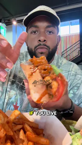 Went to cooking school in New Orleans, so you know I had to test this new Creole spot in Orlando located inside @cityfoodhallorlando 👨🏽‍🍳@4 Hens Creole Kitchen passed the vibe check 😮‍💨 fresh sauces, strawberry lemonade made in-house, and the beignets? Unreal. @4hensorlando is Flex Eatss approved!! ✅ #fyp #flexeatss #OrlandoEats #OrlandoChef #orlandorestaurants #orlandofoodie 