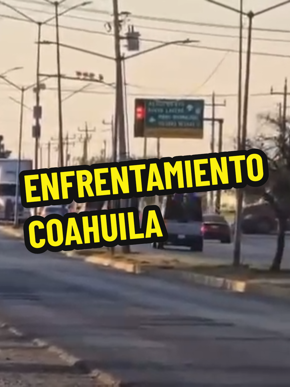 Hidalgo, Coahuila | 16 de octubre de 2025. — Dos elementos del Ejército Mexicano resultaron h3ridos tras un 4taque registrado en una brecha de difícil acceso, en la zona limítrofe entre Coahuila, Nuevo León y Tamaulipas. El enfrentamiento ocurrió en un área conocida por la presencia de grupos delictivos. Los soldados fueron trasladados a un hospital cercano, donde se reportan fuera de peligro. #HidalgoCoahuila #nuevoleon #militares_mexicanos #coahuila #tamaulipas 