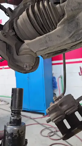Mitsubishi front bearing noise fixed replacement guide #automotive #DIY 