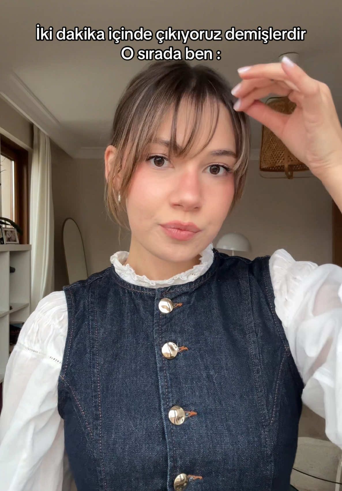 Tam 1 buçuk dakika sürüyor ✨🤍 #easyhairstyles #hairstyle #saçyapımı #kolaysaçmodelleri  #creatorsearchinsights 